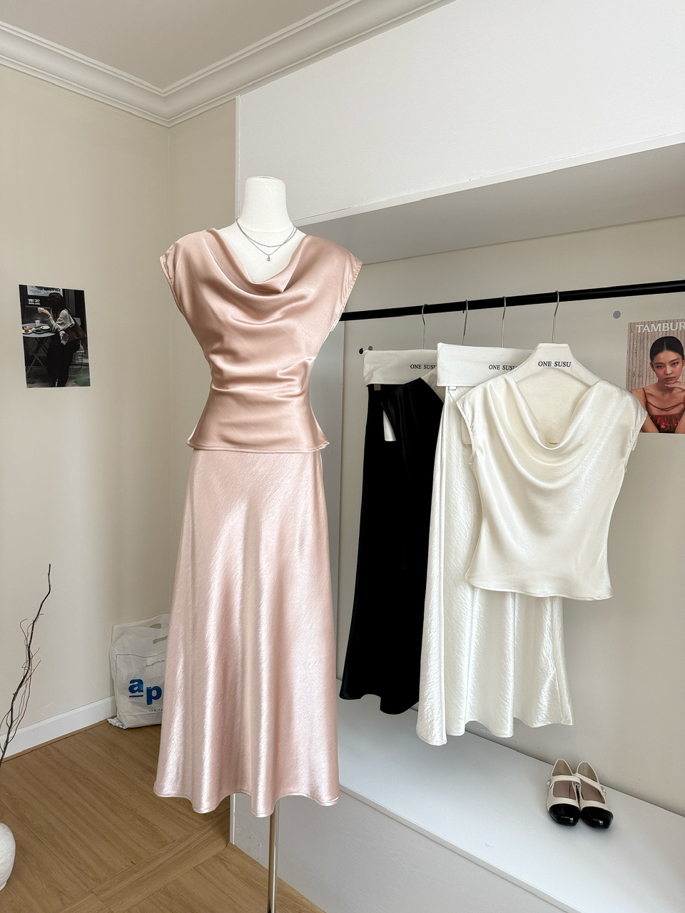 Conjunto Feminino Elegante de  - Fly Line avaliação e preço